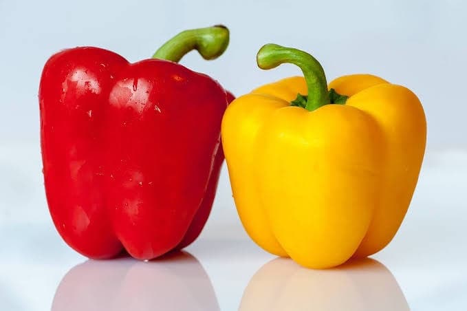 Colored pepper ( 1kgm )